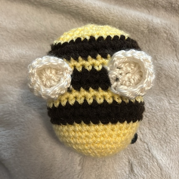 Cute Handmade Crochet Bumblebee - Picture 4 of 5
